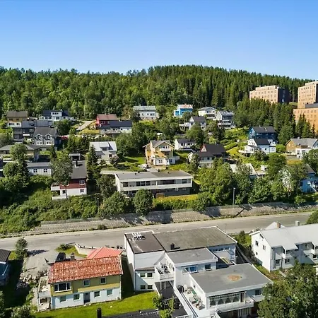 Stunning Views & Location In Appartement